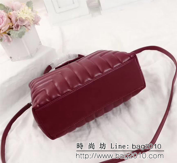 YSL聖羅蘭 爆款 LOULOU小號黑色Y型車線小牛皮時尚購物袋 27795 YAS1058